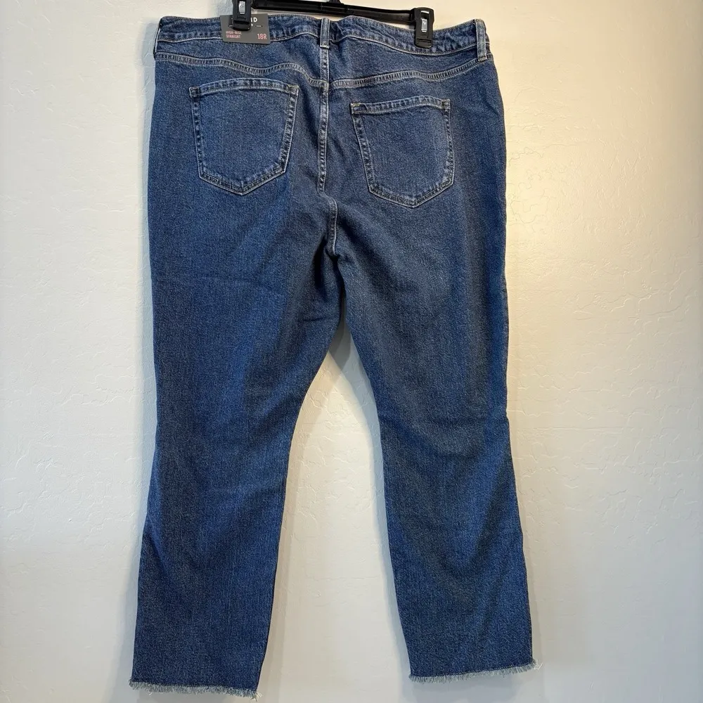 NEW Torrid Denim High Rise Straight Button Fly Distressed Womens Size 18R *read* - Image 4