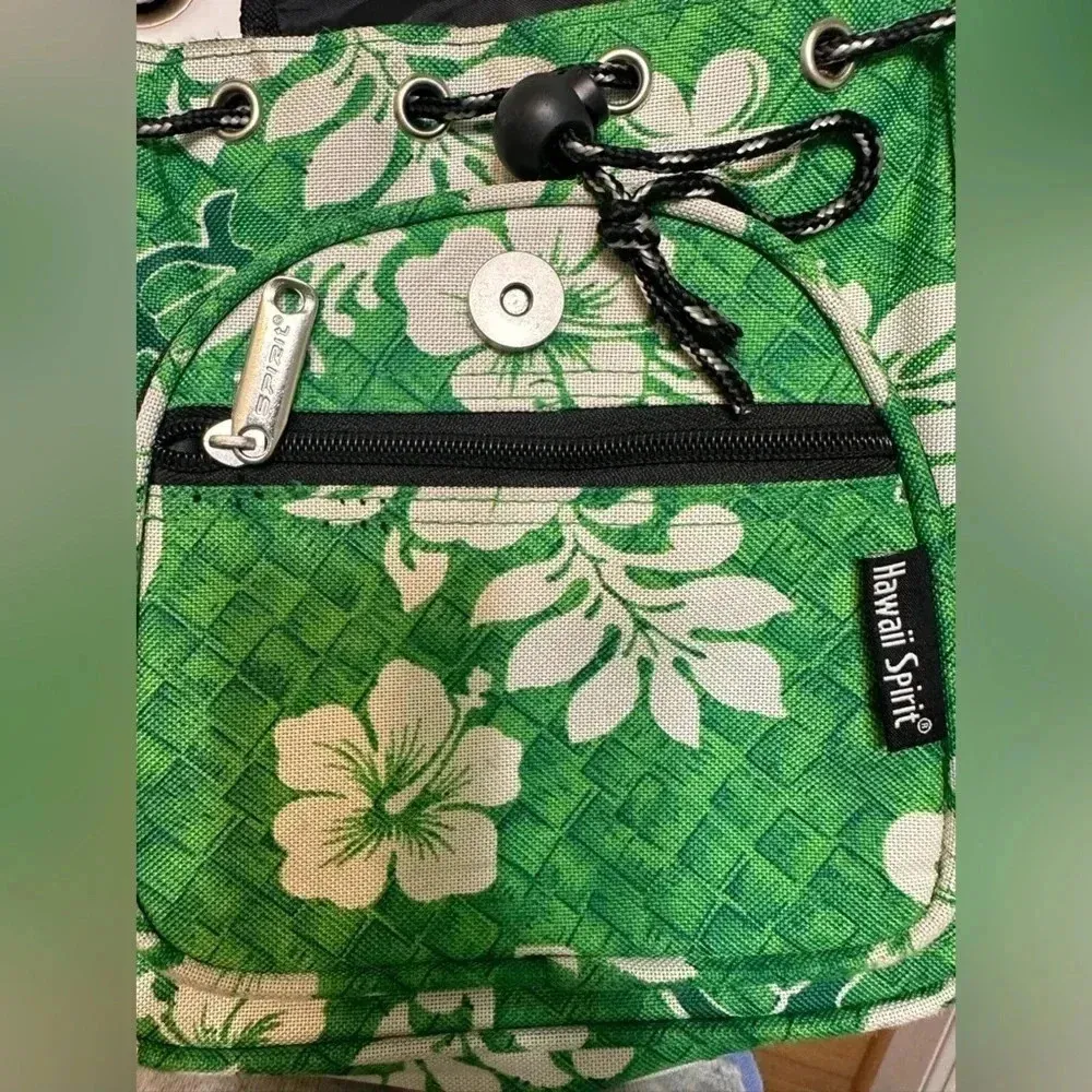 Hawaii Spirit Mini Backpack Green White Flowers Adjustable straps - Image 5
