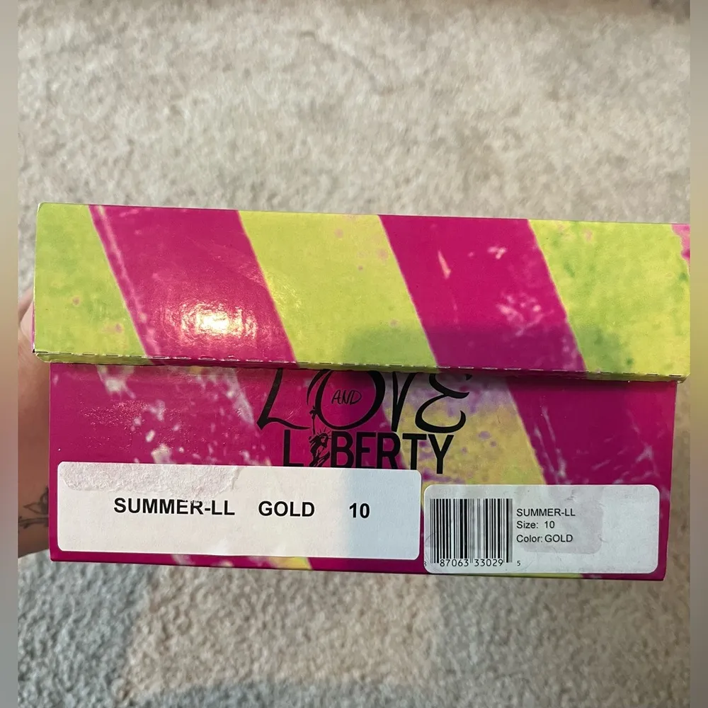 Love and Liberty Made in USA NEW Gold Low Heel Flip Flop Bling Sandals Size 10 - Image 10