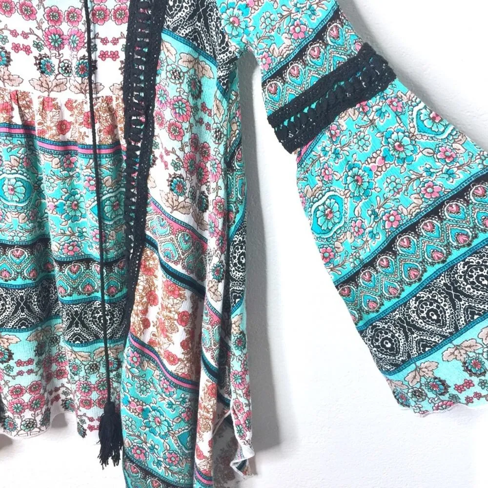 Orange Creek Bell Sleeve Peasant Tassel Tie Top Size Medium - Image 2