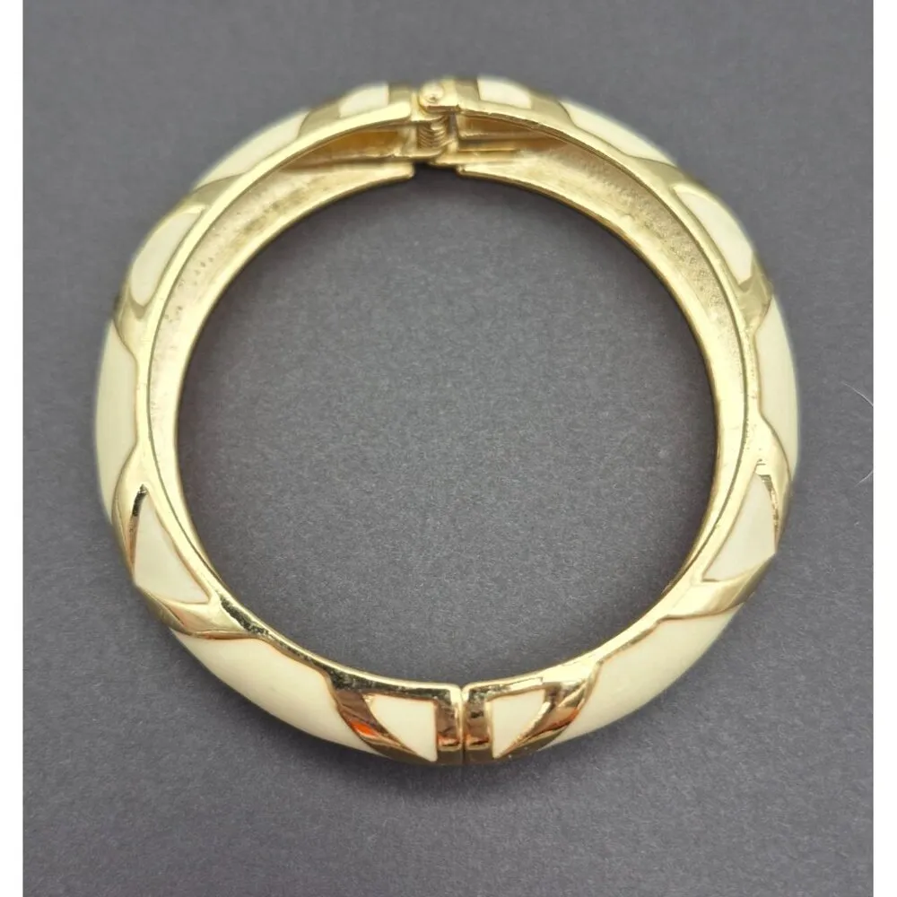 Stylish Cream Enamel & Gold Tone Hinged Bangle Bracelet Criss Cross Design MINT - Image 5