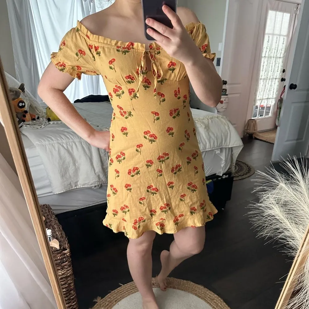 Urban Outfitters Women’s Small Magpie Yellow Cherry Mini Dress Puff Sleeves - Image 5