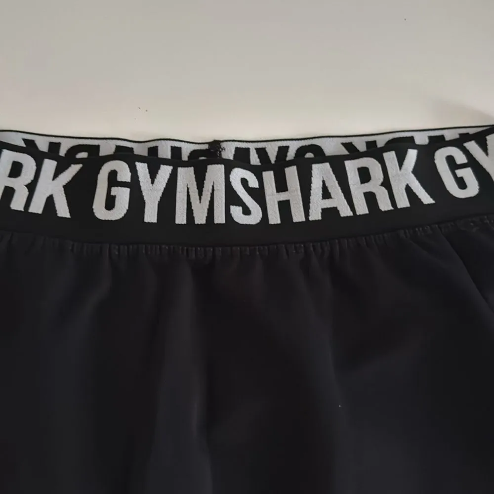 Gymshark Black Biker Shorts EUC - Image 4
