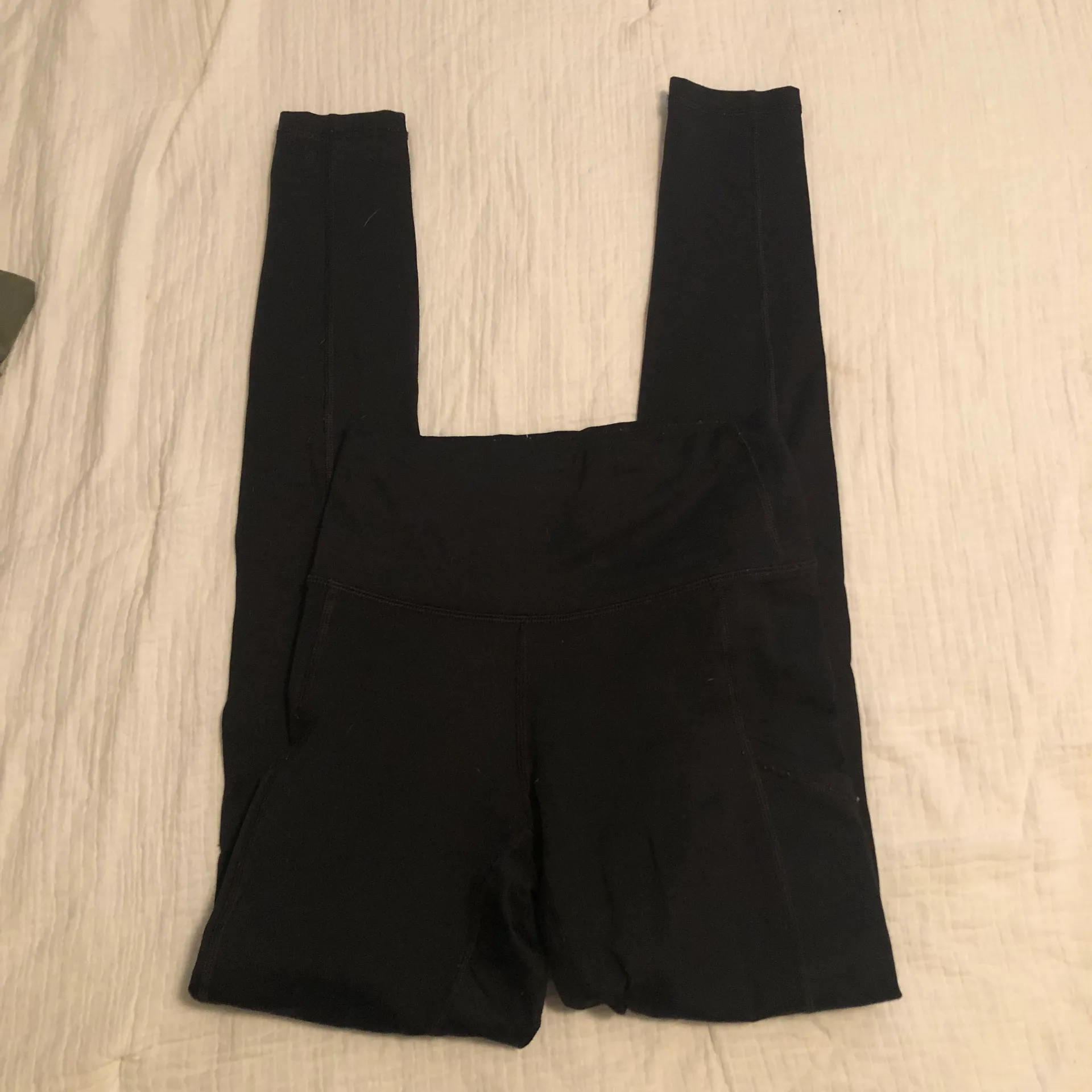 Black Pocket Leggings - Image 5