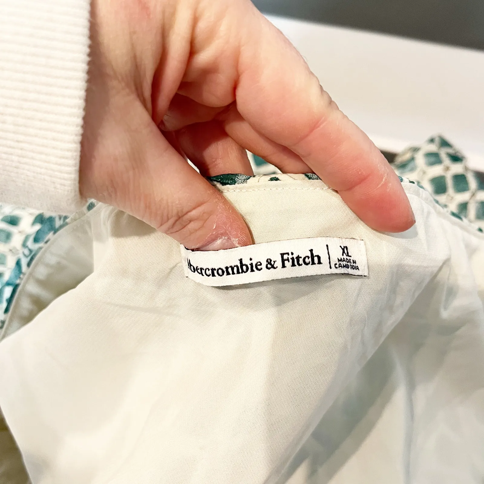 Abercrombie Crinkle Geometric Lined Maxi Slip Skirt Green XL - Image 3