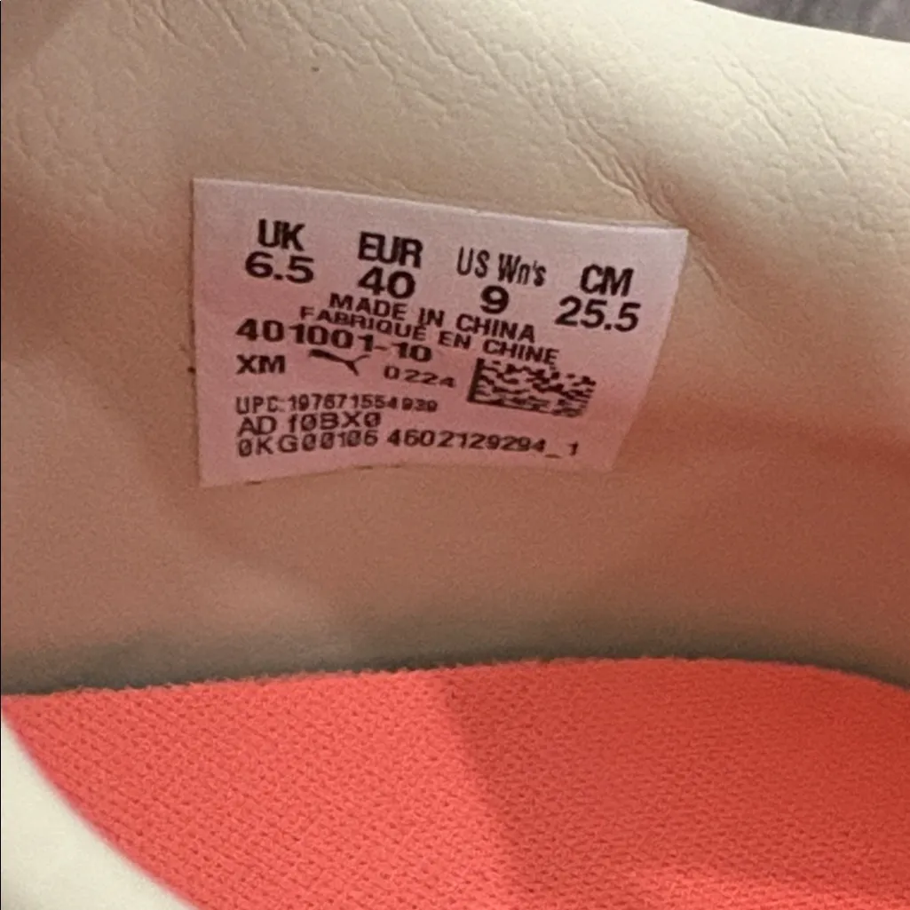 Puma Women's Club II Era Sneaker Size 9 - Image 8