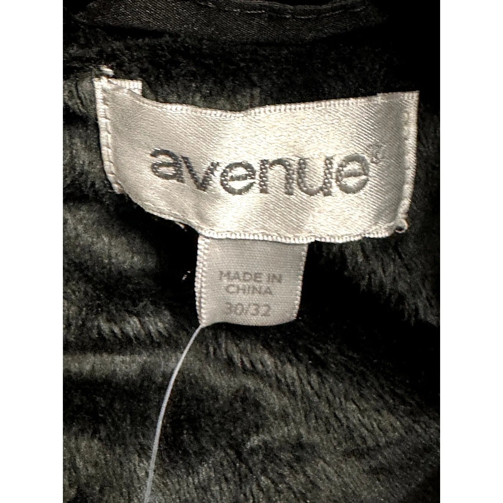 Avenue Puffer Jacket Quilted Design Faux Fur Trim Hooded Solid Black W 14/16 NWT - Image 10