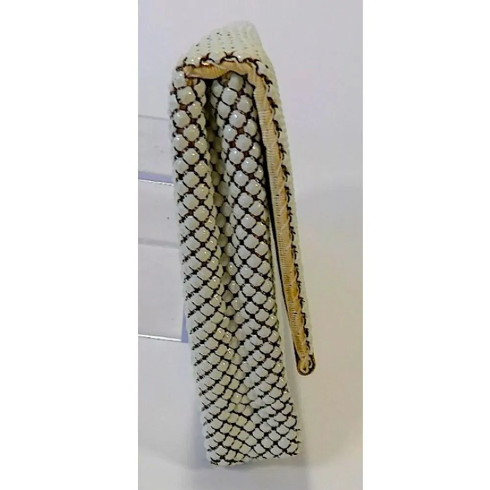 WHITING & DAVIS 1940’s Cream Metallic Mesh Clutch - Image 4