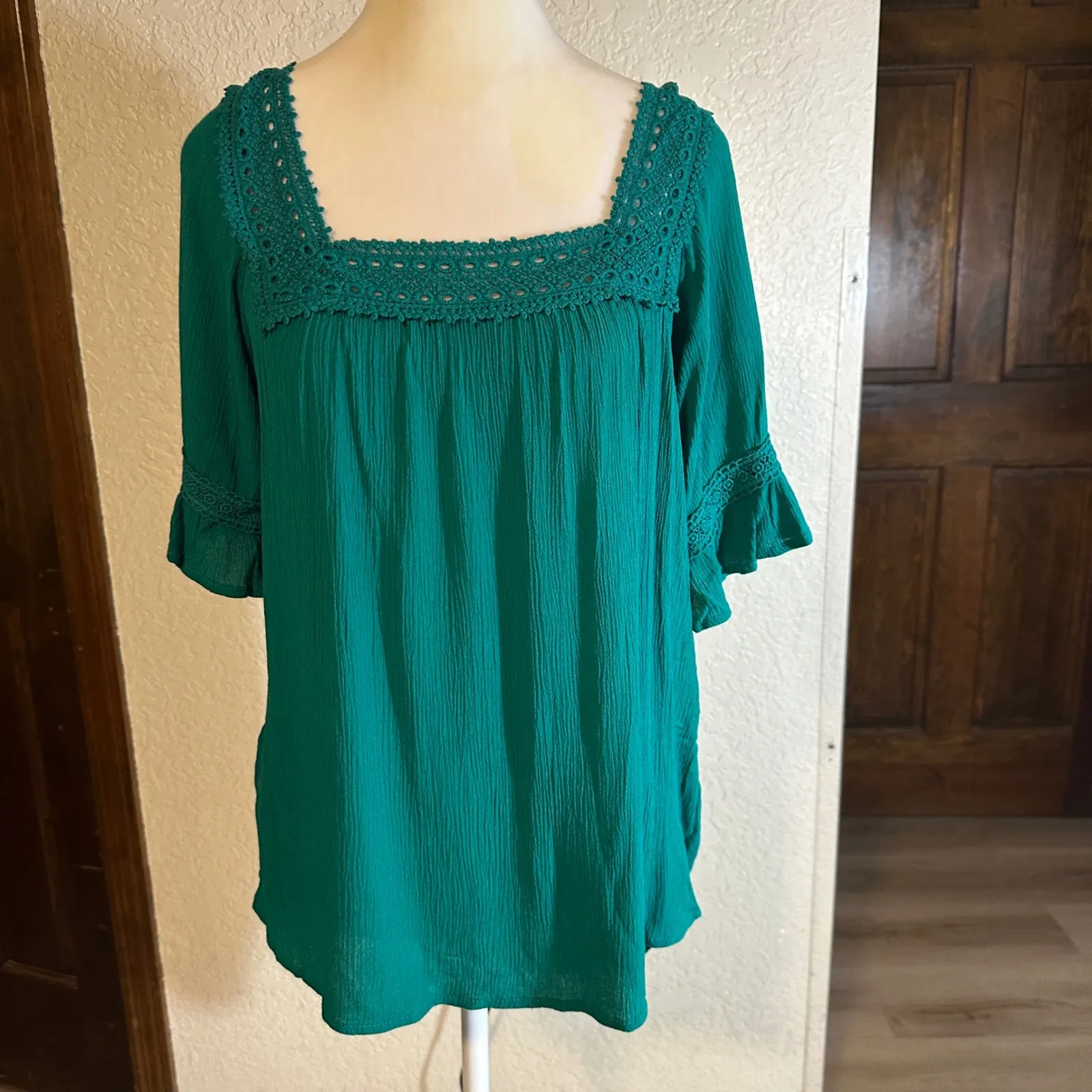 Maurices Square Neck Crochet Trim Bell Sleeve Blouse Top Blue Green Size Small - Image 3