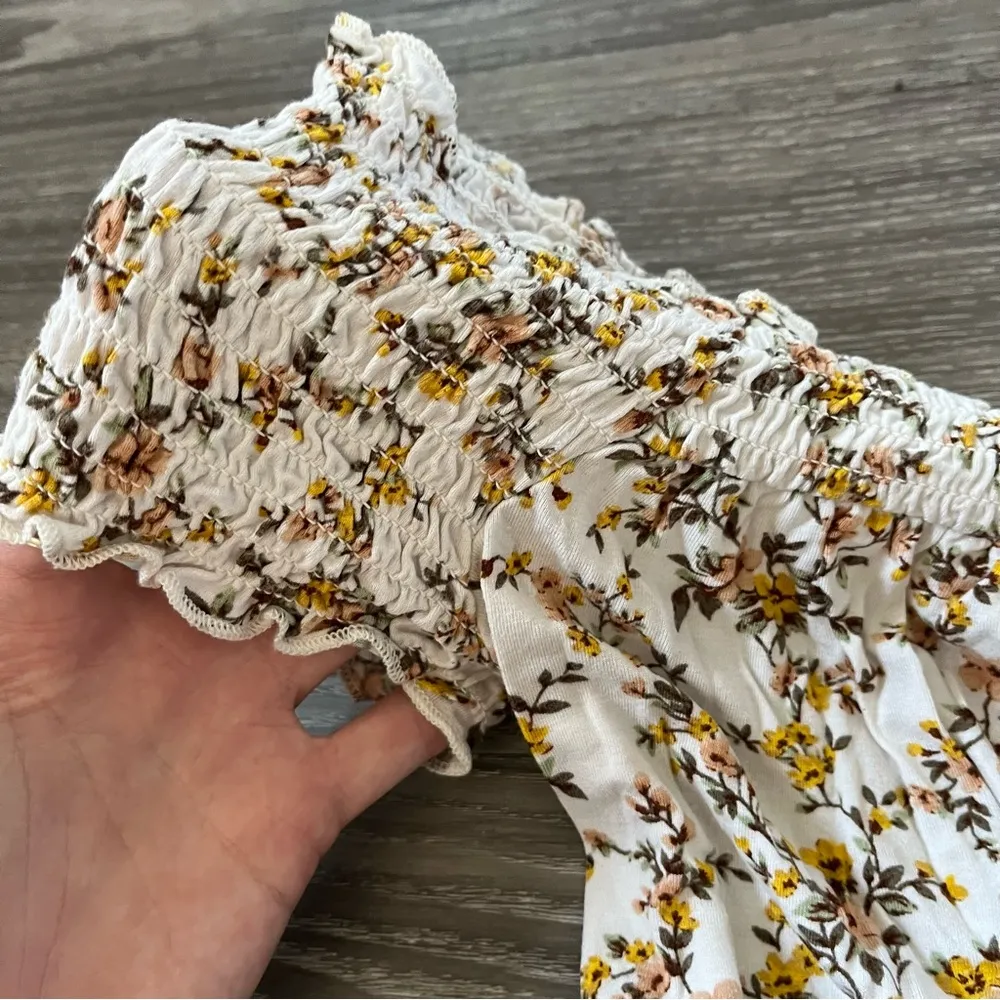 American Eagle Off The Shoulder Floral Top - M - Image 3