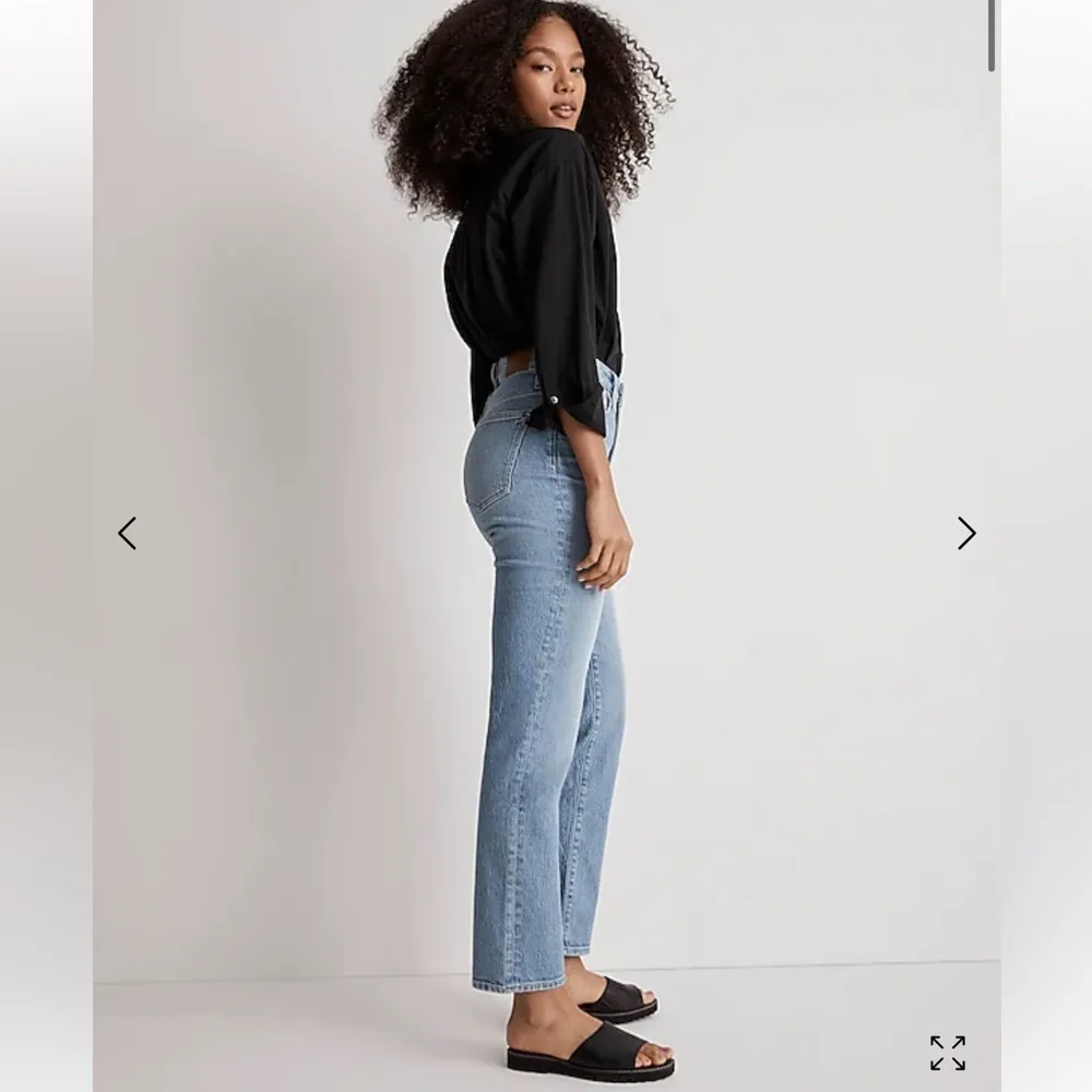 Madewell  Perfect Vintage Straight Jean in Ferman Wash - Image 4