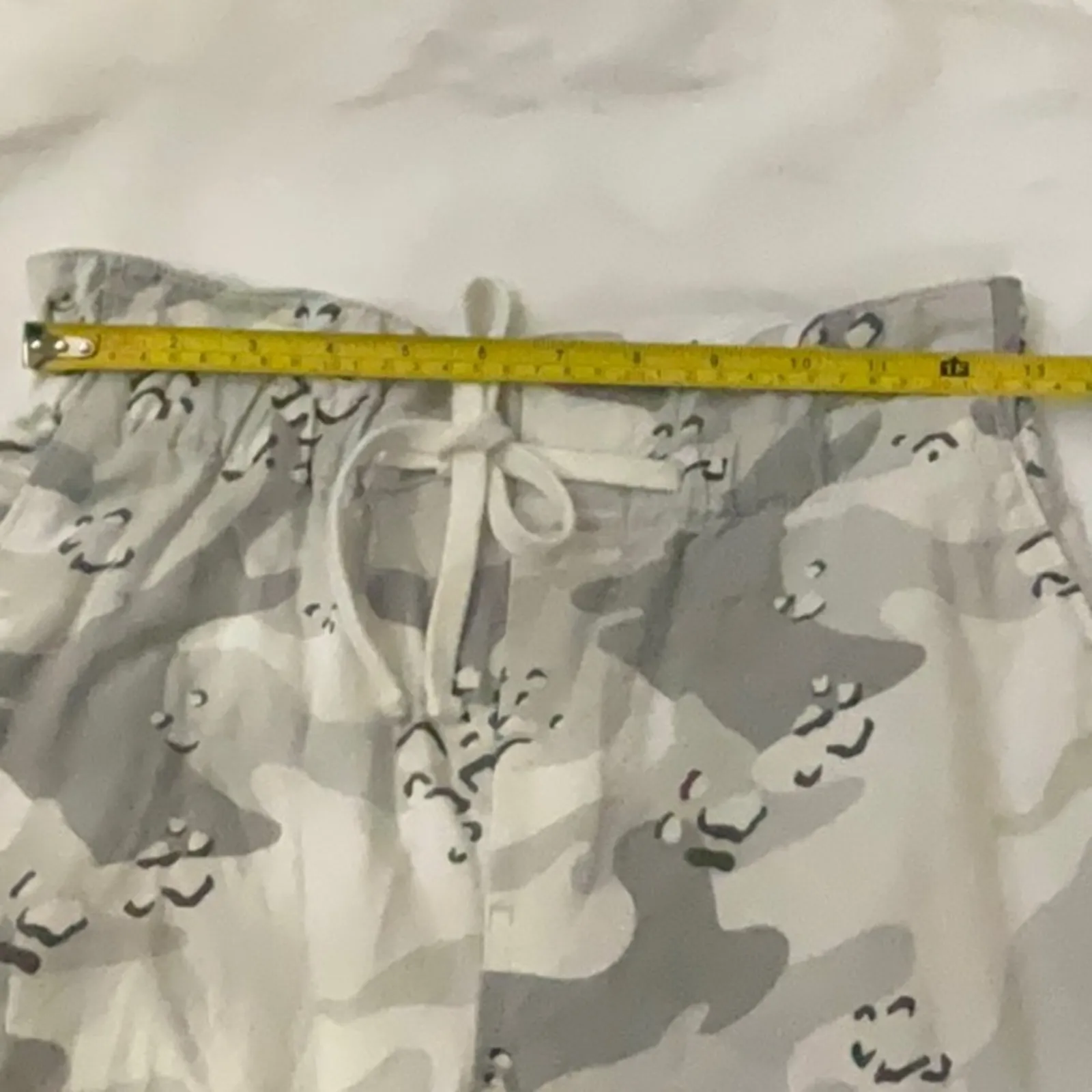 Hollister Gray/White Camo Print Pants Joggers Ultra High Rise S Boho Streetwear - Image 6