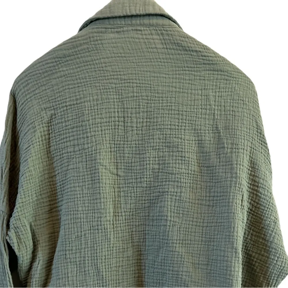 Pink Lily  medium‎ oversized shirt/shacket - Image 7