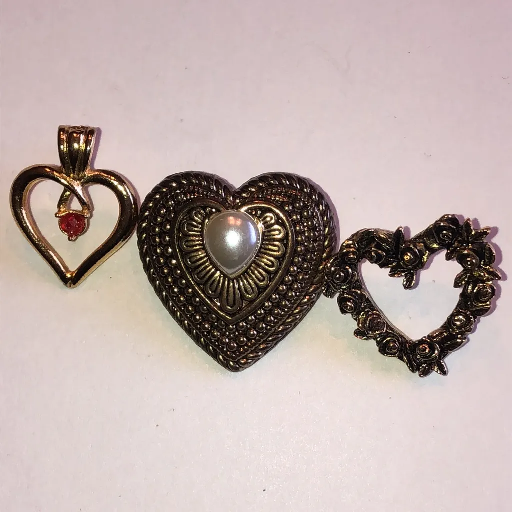 Gold Tone Brass Tone Heart Brooch Set - Image 2