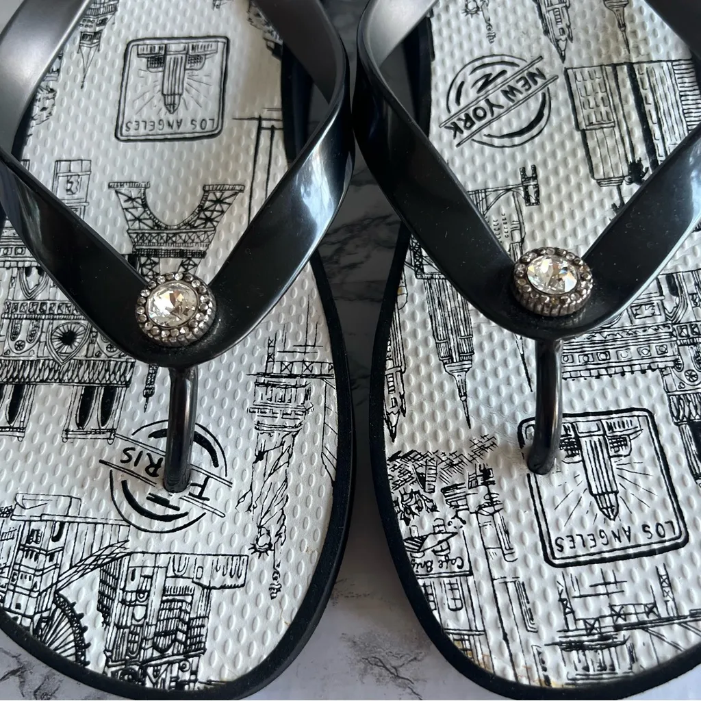 Brighton Voyage Flip Flop Sandals Rhinestone Wedge London Paris City 9 Platform - Image 8