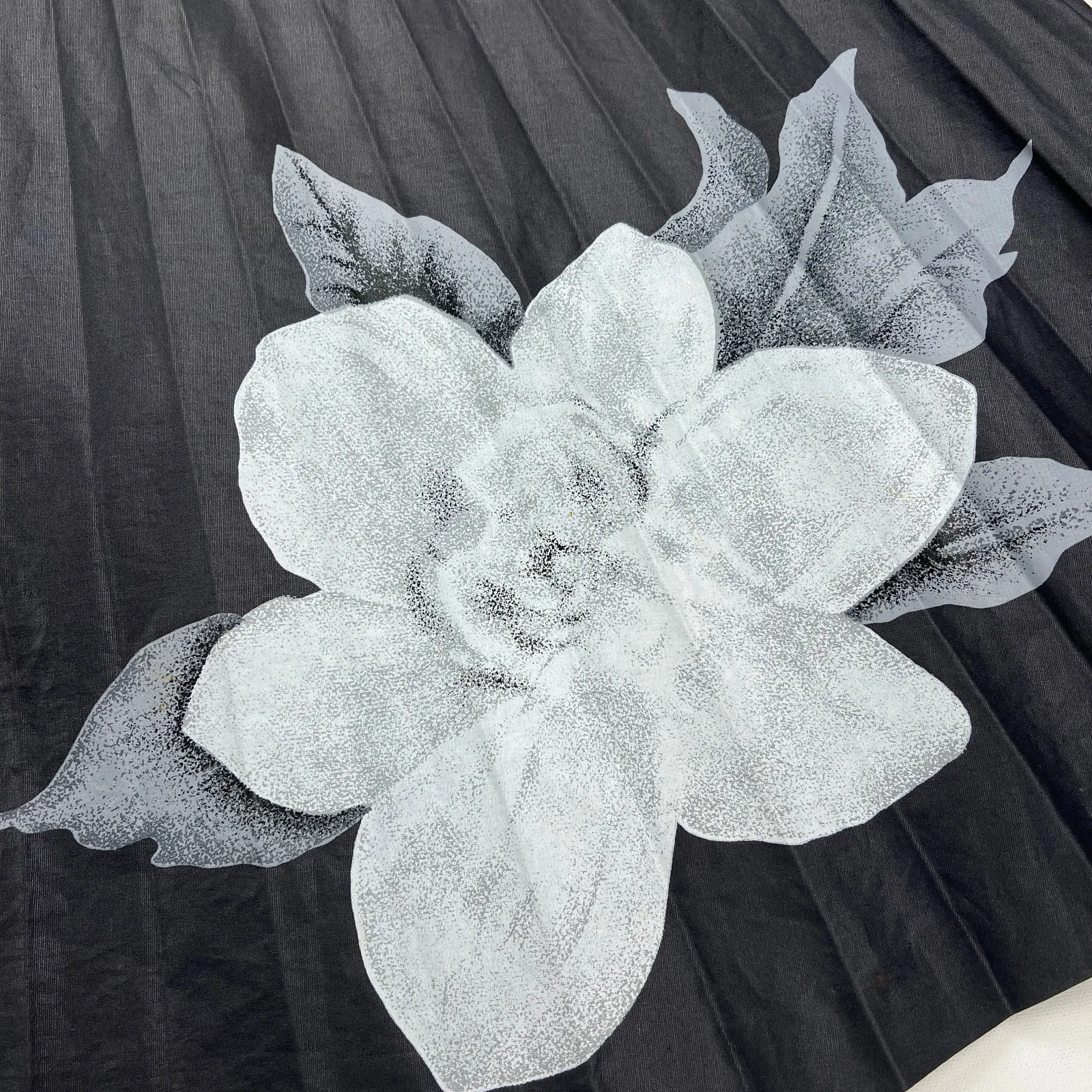 Coated Black Pleated Swing Skirt Gardenia Size 10 Runs Small (26” waist) - Image 8