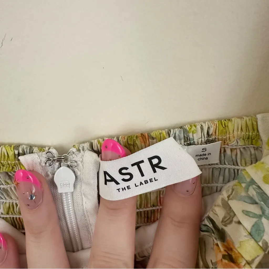 Astr the Label Floral Milkmaid Mini Dress Size Small - Image 5