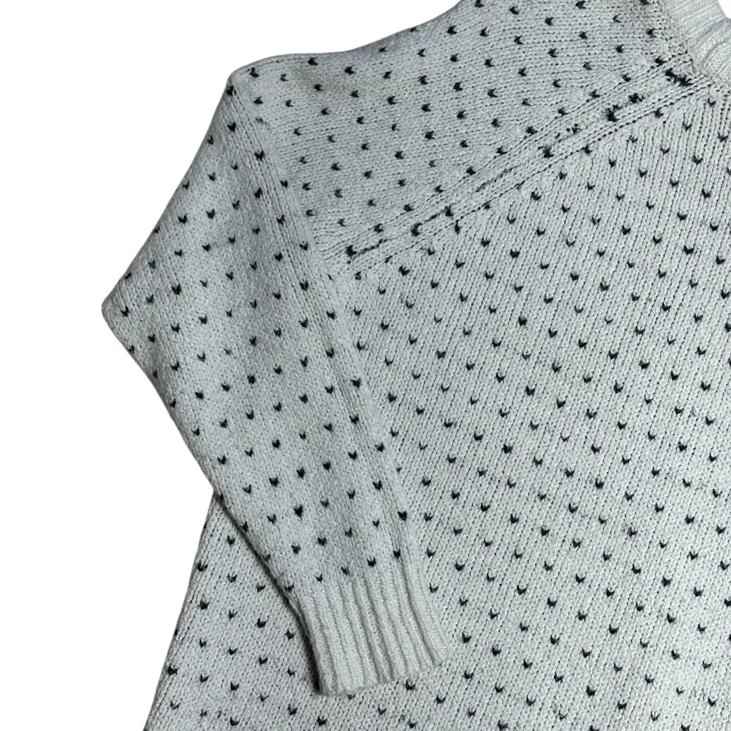 Aerie White & Gray Knit Heart Crewneck Sweater Womens M - Image 7