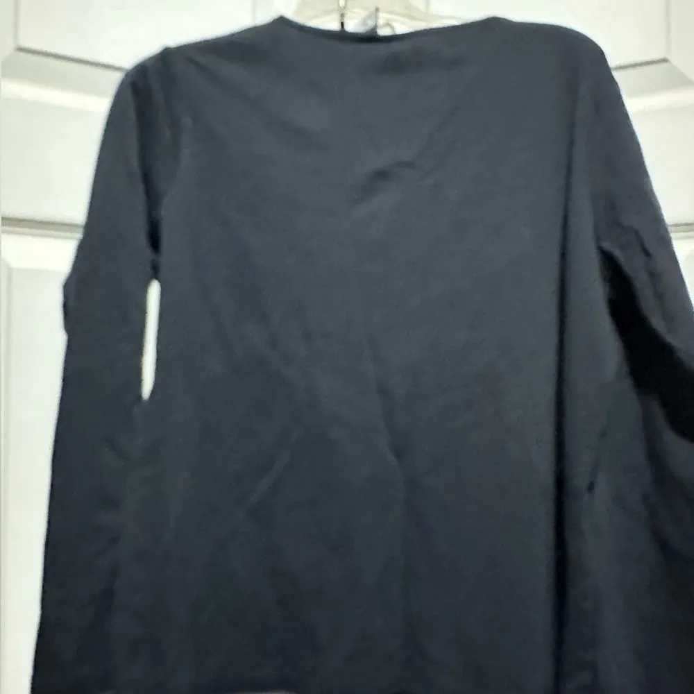 Vintage Kim Rogers XL black long sleeeve top with embroidered Merry Christmas - Image 4