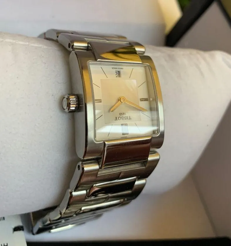 Auth.TISSOT T02 31mm stainless steel mother of Pearl watch Silver - Image 10