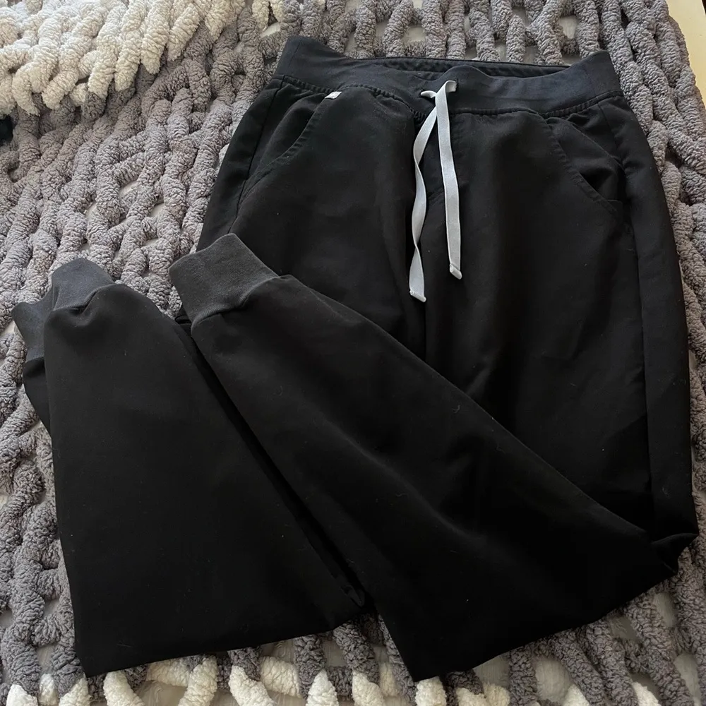 Zamora jogger scrub pants - Image 6