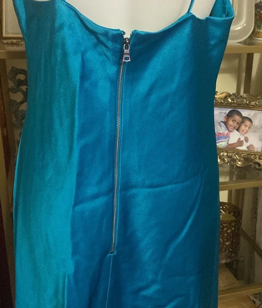 ALICE + OLIVIA
Harmony draped satin-crepe mini slip dress - Image 8