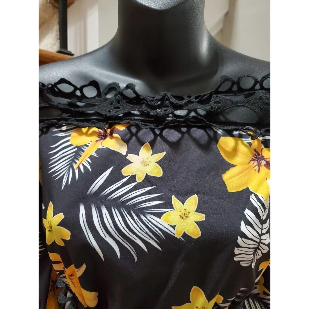 ChicMe Womens Black Floral Off the Shoulder Casual 1 Piece Romper Size Small - Image 6