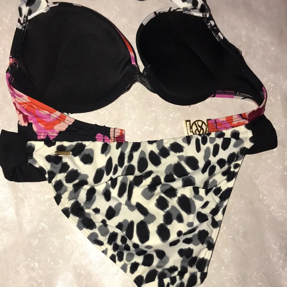 Adds 2 cups - 32B Victoria's Secret Bombshell swim set - Image 7