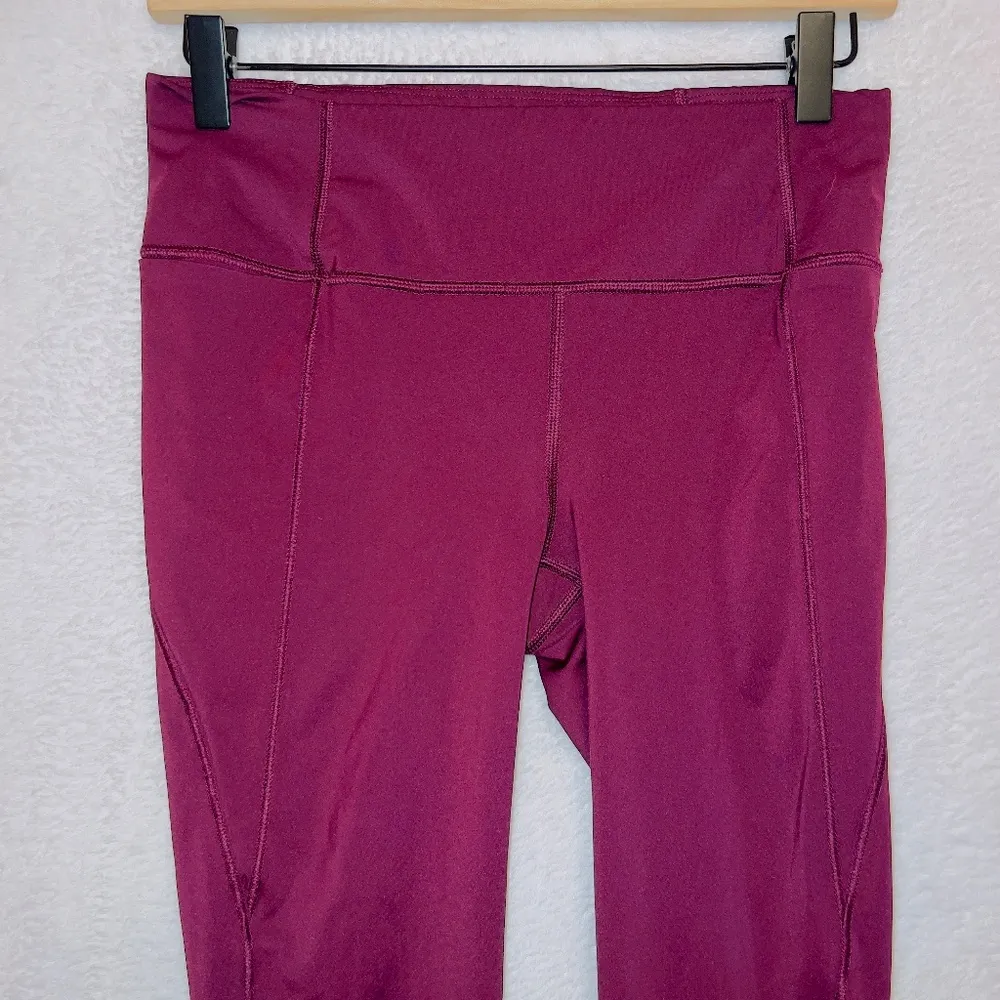 Athleta Burgundy Maroon Mid Rise Ankle Length Athletic Leggings size XS - Image 2