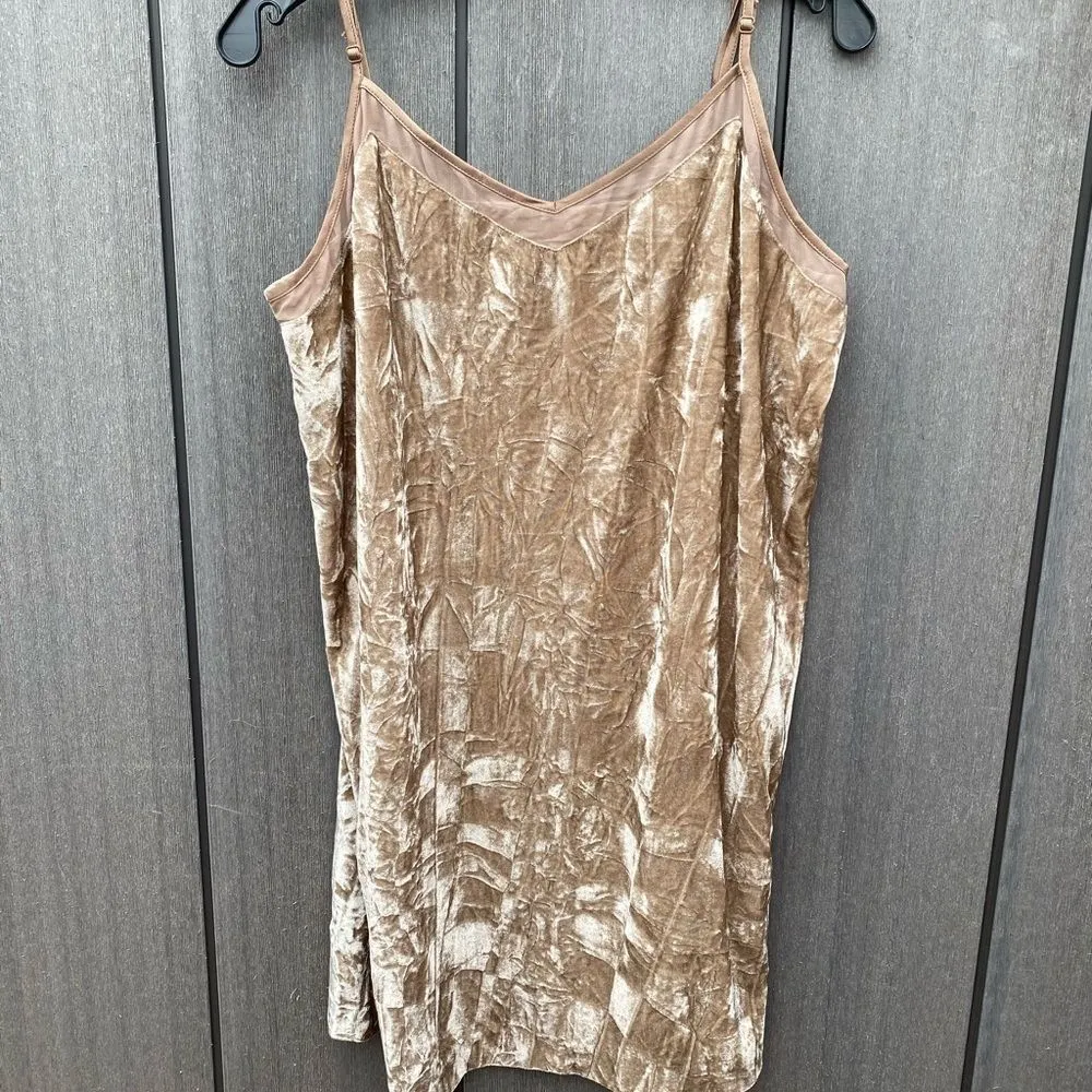 Kensie Crushed Velvet Mini Dress - Image 7