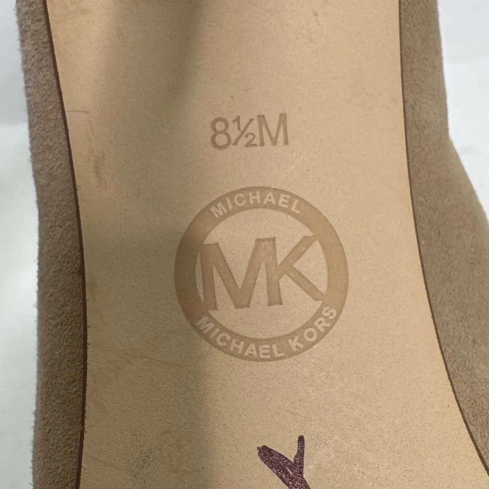 Michael Kors Yvonne Size 8.5M Yvonne Peep Toe Beige Bedazzled Zip Up High Heels - Image 8