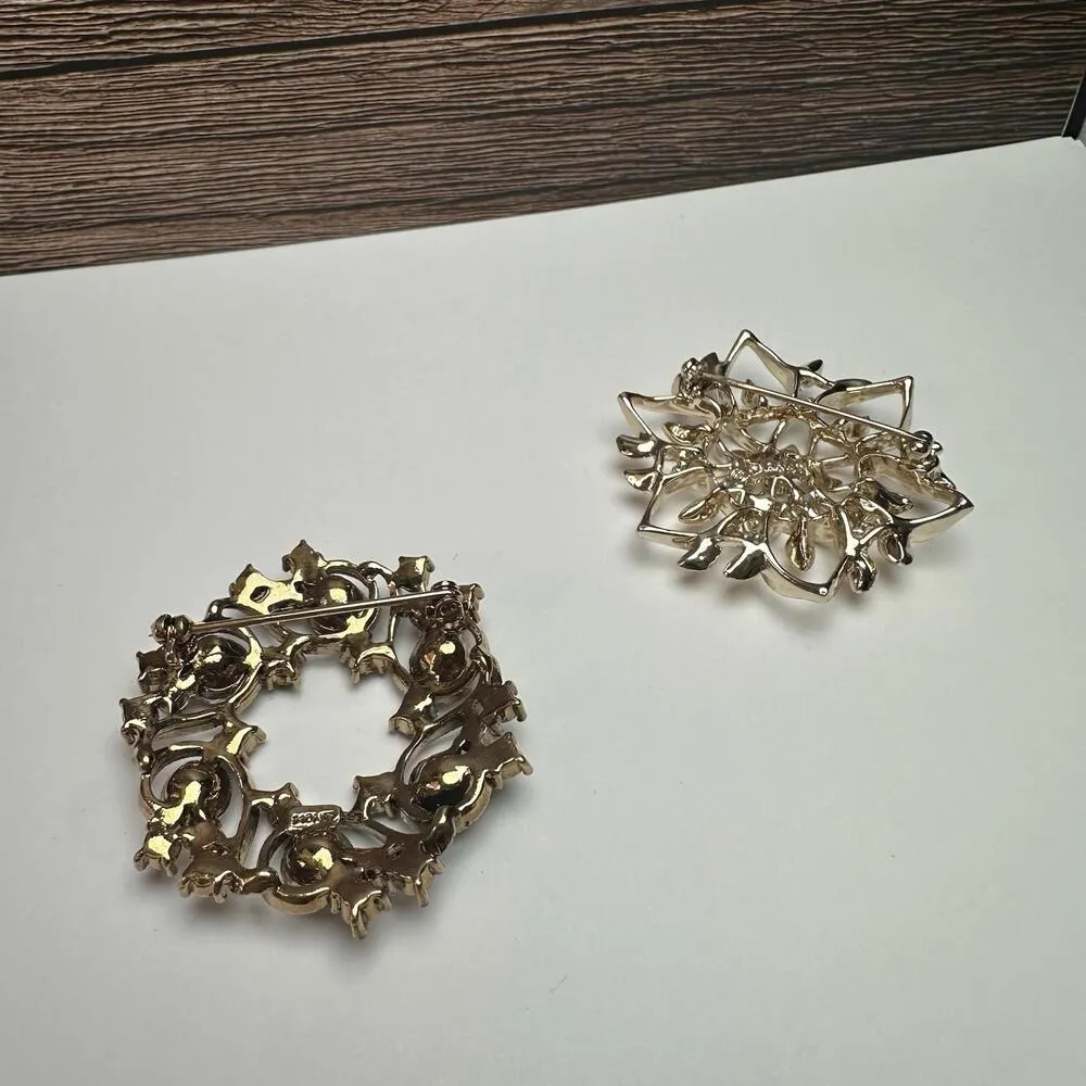 Monet Round Wreath / Sarah Coventry Flower Lot Of 2 Brooch Pin GoldTone Gold - Image 7