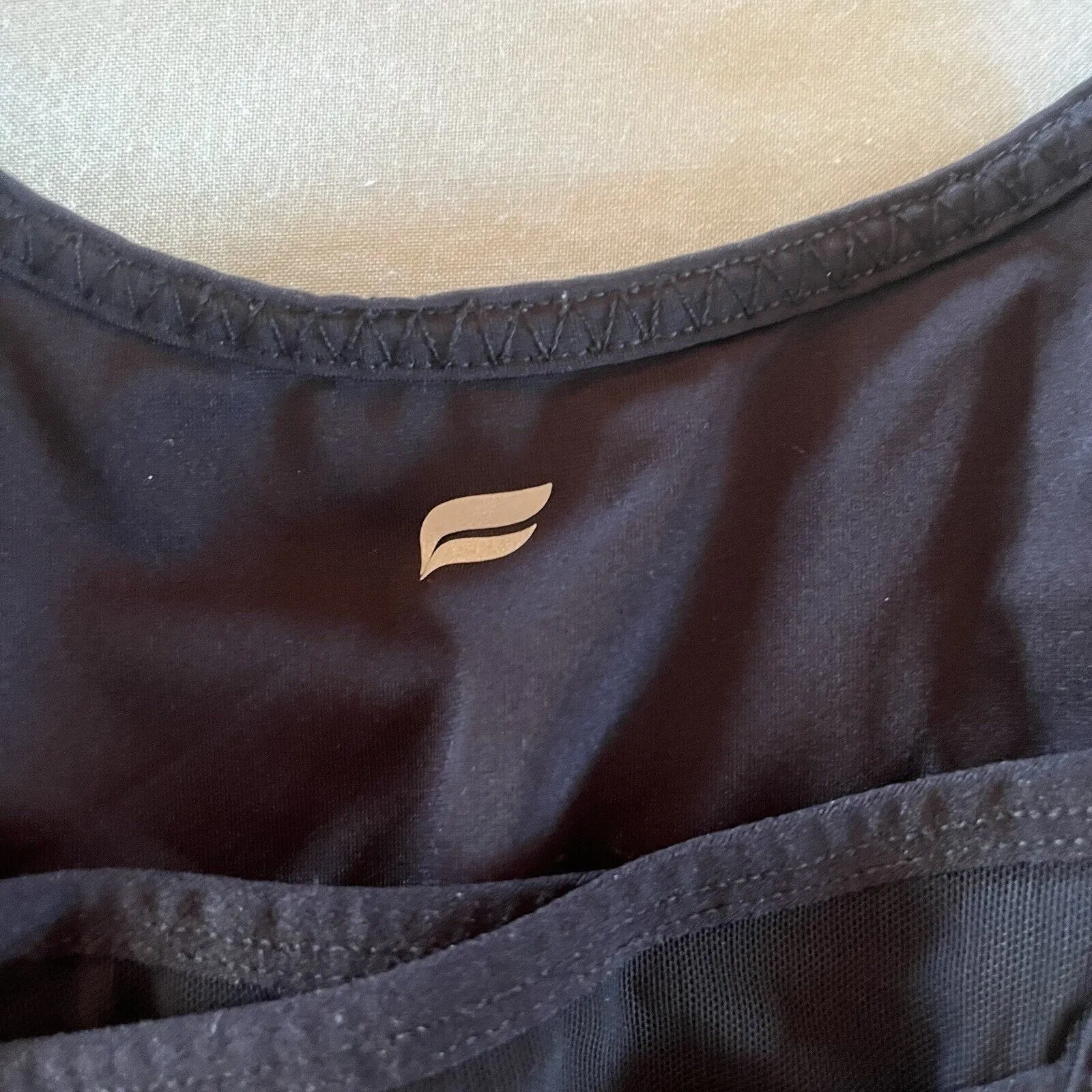 Fabletics Oasis Twist Sports Bra Women's 3X Leopard Cross + Bonus Black Bra - Image 10