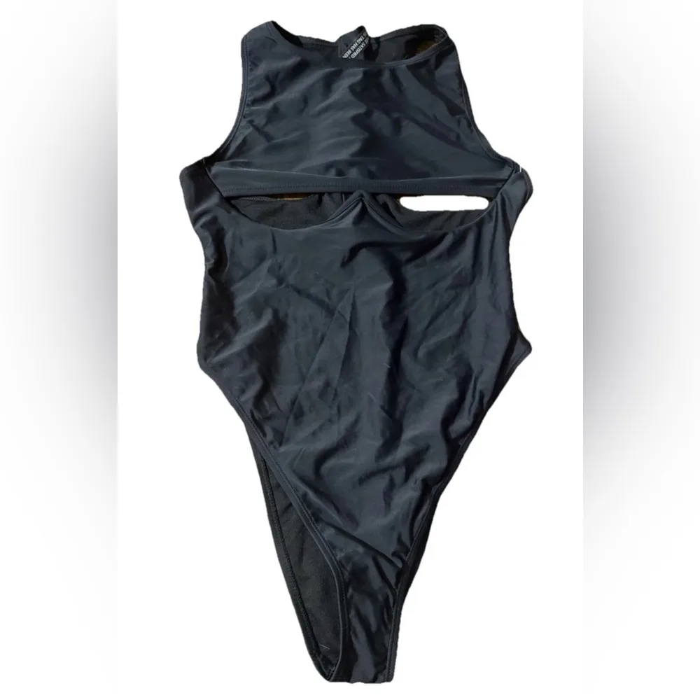 Black Boohoo bathing suit one piece cut out size small - Image 3