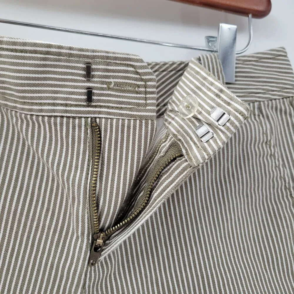 New York & Company Womens Shorts 2 Green White Striped Mid Rise Pockets Stretch - Image 4