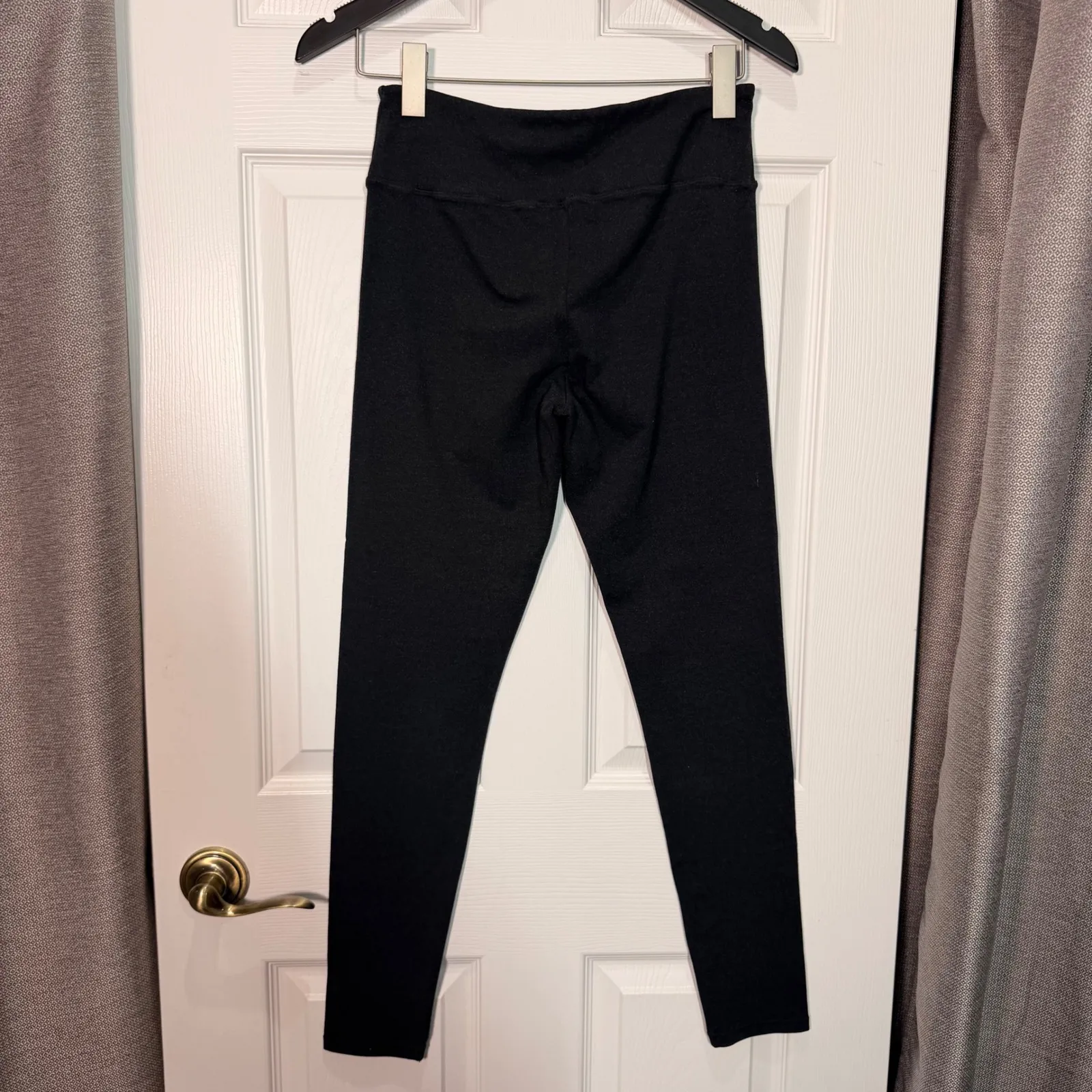 NWT SKIMS Outdoor Basics Legging Onyx Black L Activewear Athleisure 27" inseam - Image 8