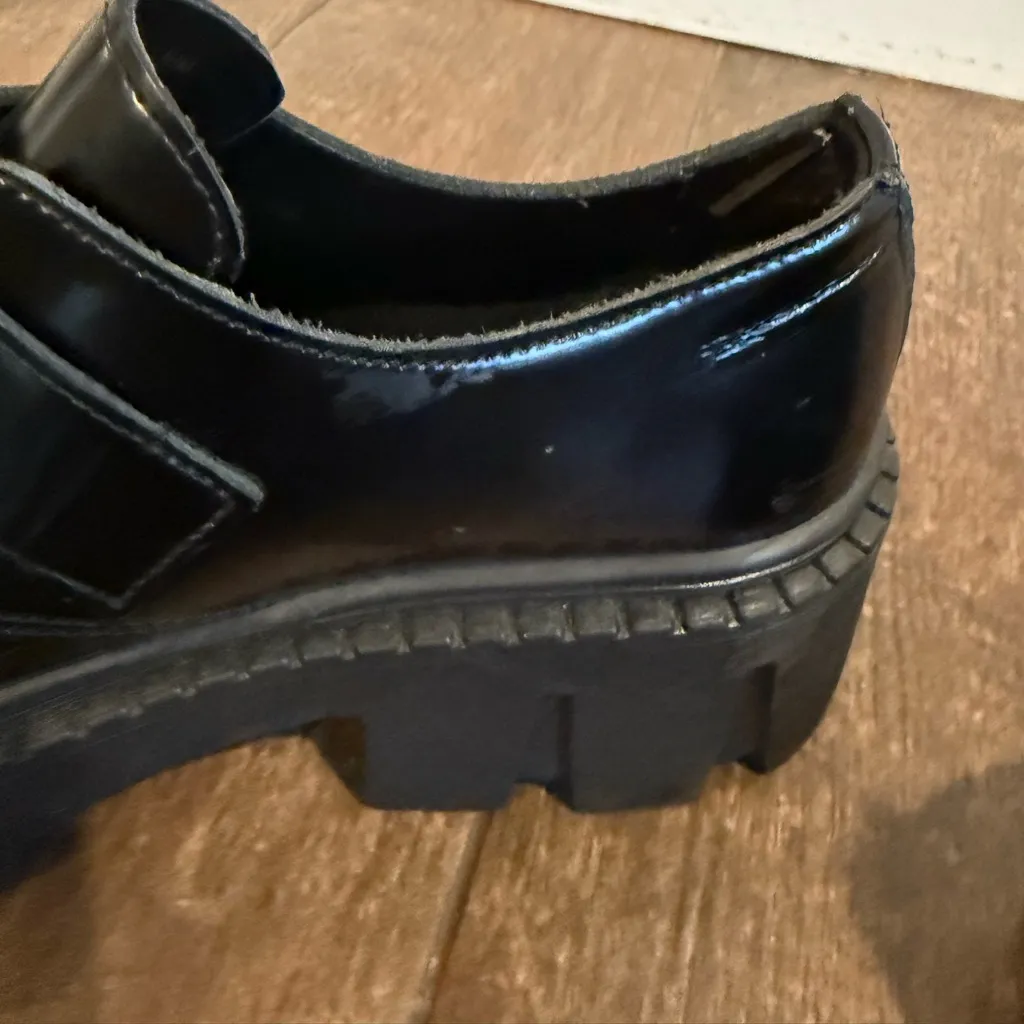 Steve Madden Henna Black Slip on Loafers with Buckle Detail Size 6M - Image 7