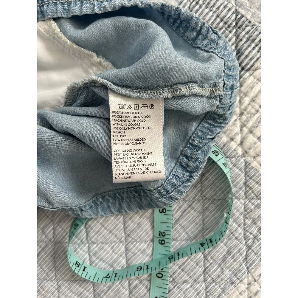 Urban Outfitters Denim Romper V-Neck Sleeveless Button Accent Casual Jumpsuit - Image 5