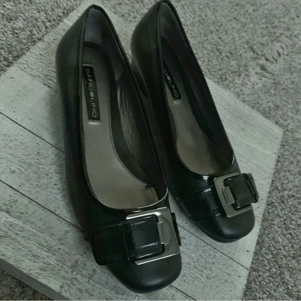 BANDOLINO BD HOLDEN BLACK FLATS WITH BUCKLE SZ 6 BRAND NEW W/BOX - Image 5