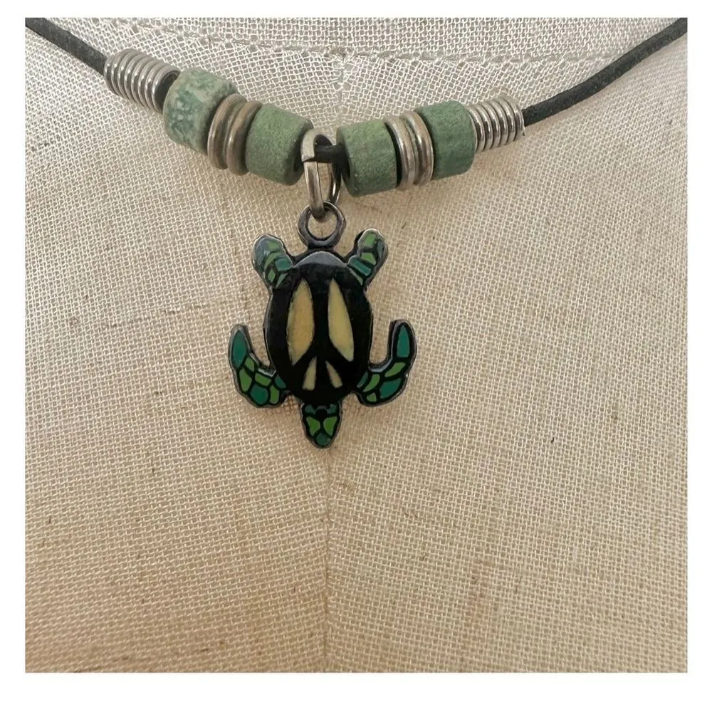 KB green peace turtle pendant necklace - Image 2