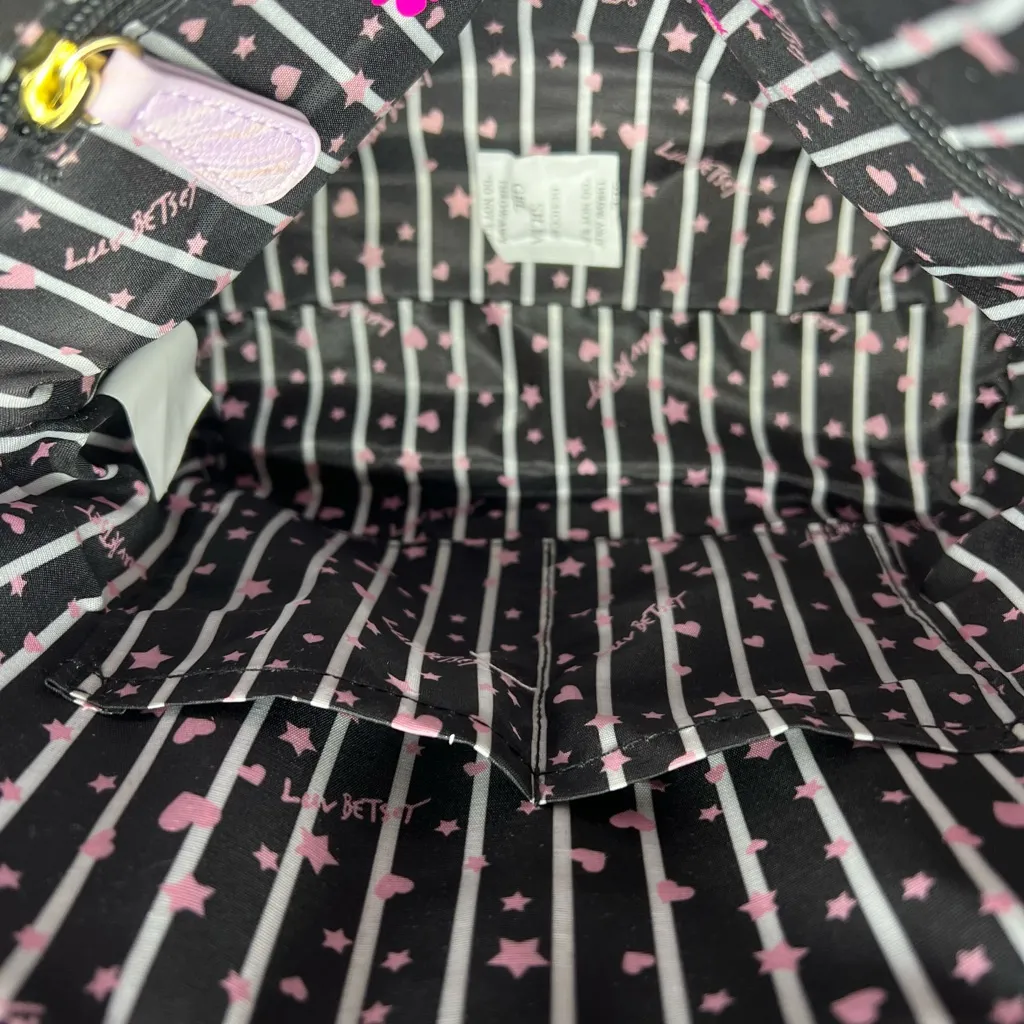 Betsey Johnson faux leather crossbody purse - Image 7