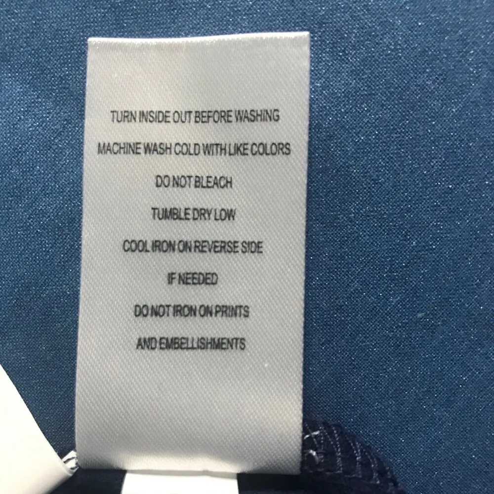 NFL Seattle Seahawks V-Neck Tee Navy Green Small - Image 9