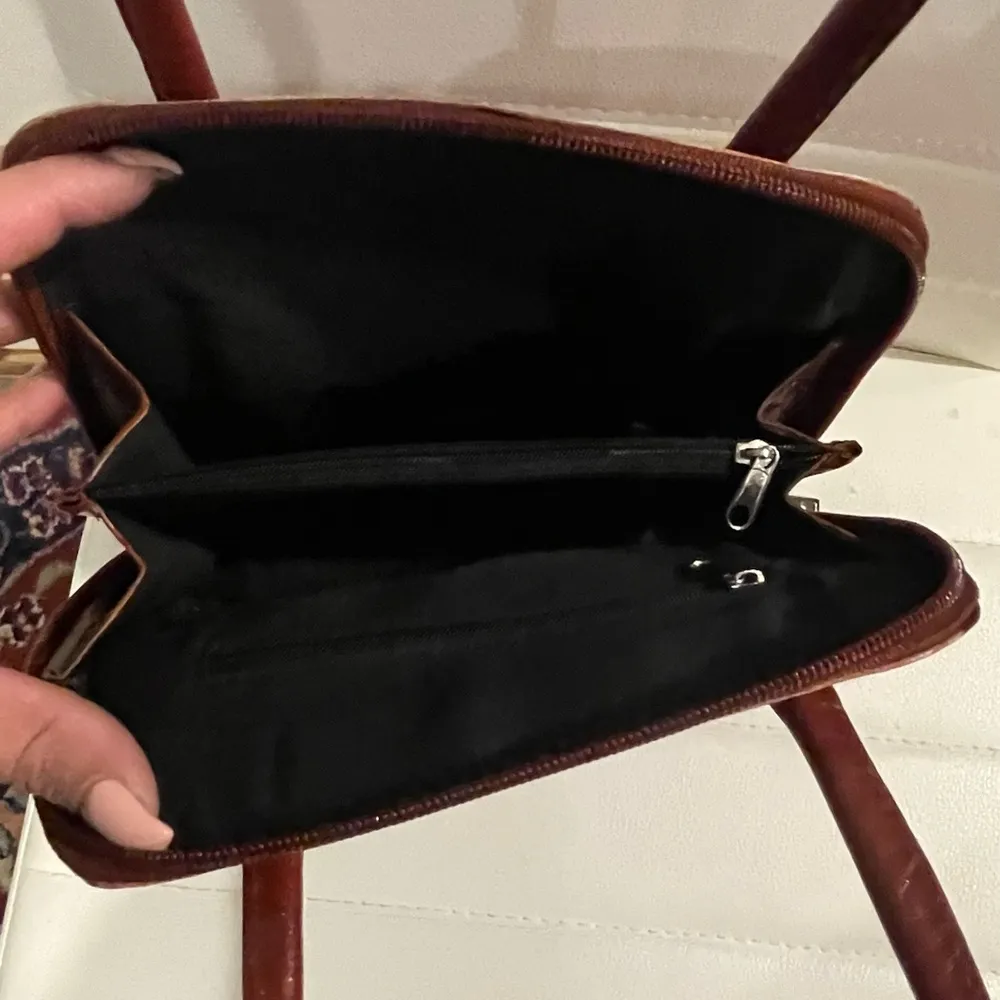 New Leather Peacock Hand Painted Purse - Image 4