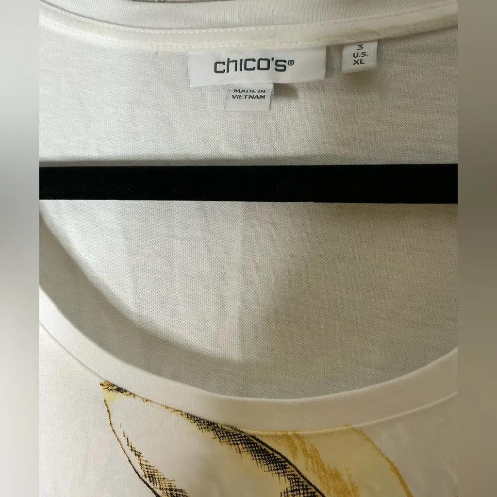 Chico's White and Blue Graphic 3/4 Sleeve Boxy Tee - Image 4