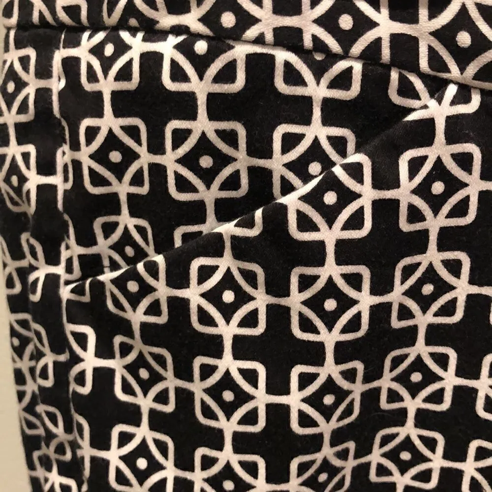 Shelli Segal Laundry Geometric black and white print ankle pants size 12 - Image 5