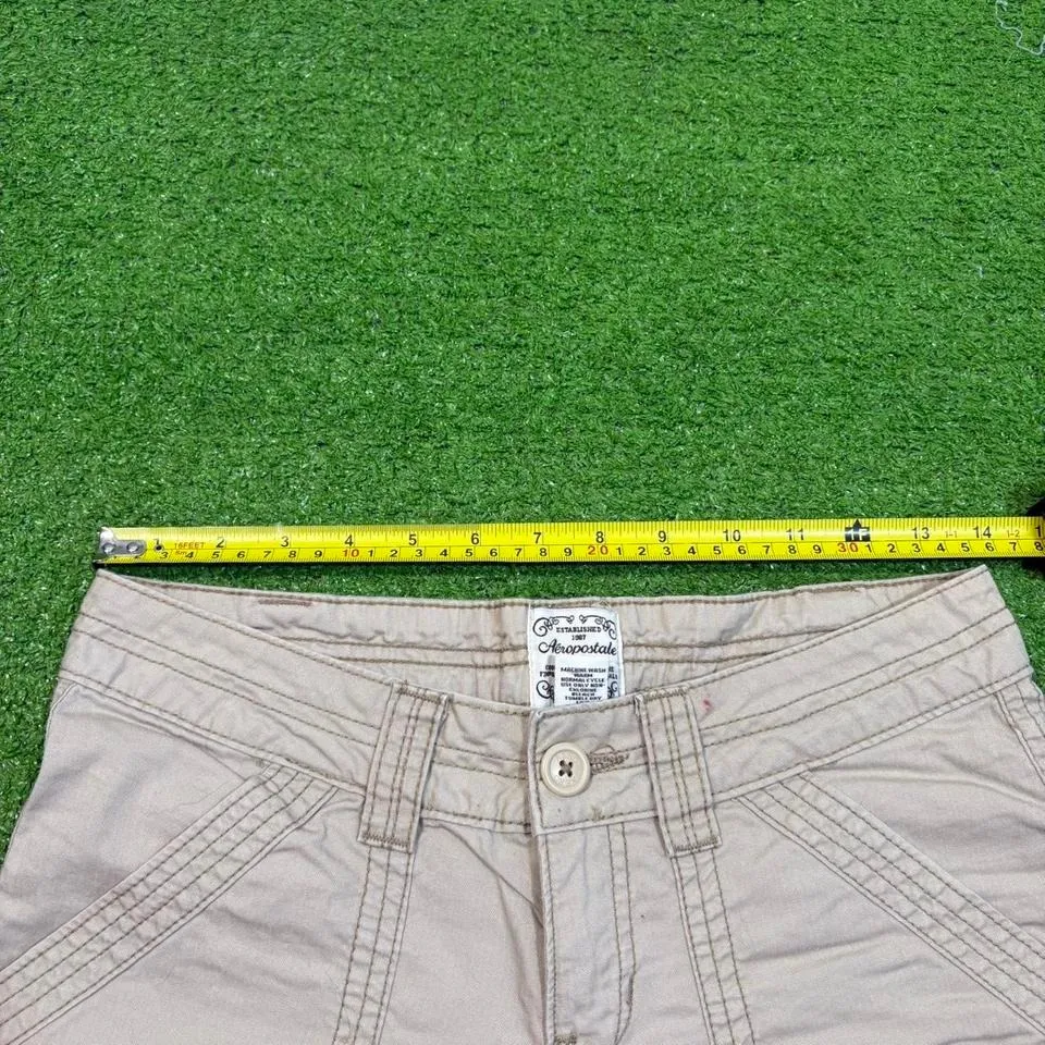 Vintage Y2K Aeropostale Women's 1/2 Short Tan Wide Leg Cargo Pants Baggy - Image 5