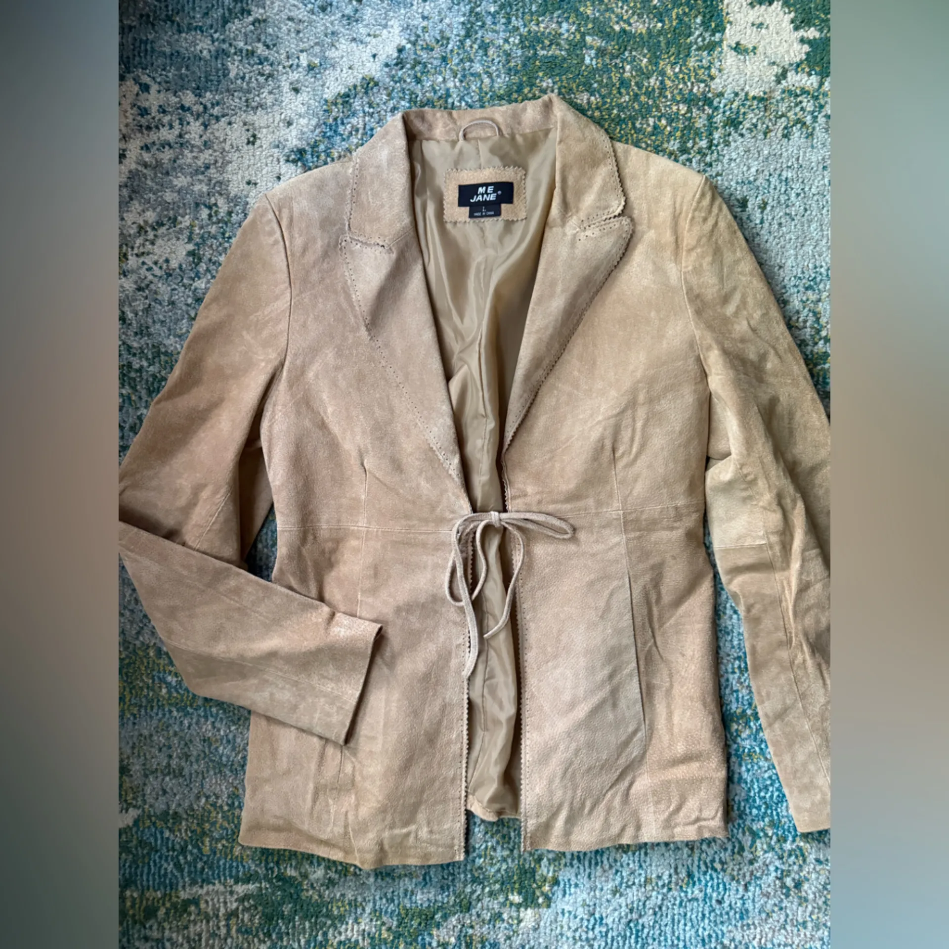 Y2K vintage Me Jane nude suede open front tie blazer, size large Tan - Image 8