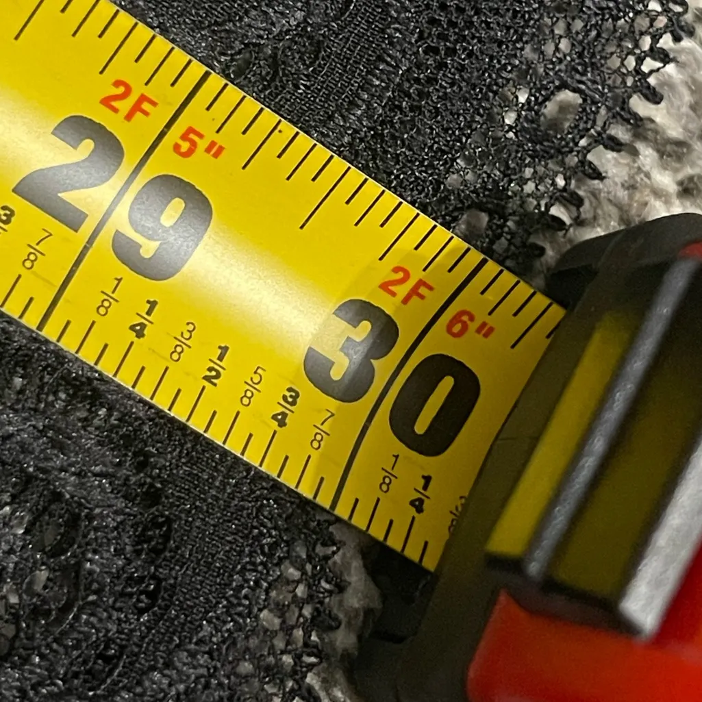 Slinky Brand Opaque Pullover Scalloped Lace Scoop Neck Long Sleeve Top Petite L - Image 6