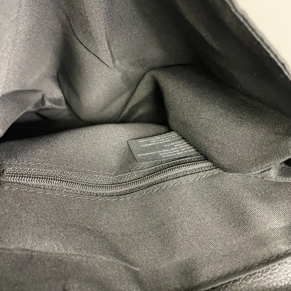 NWT Botkier New York Black Women’s Convertible Backpack Purse Bag - Image 8