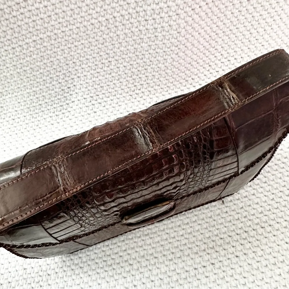 Vintage Brown Croc Embossed Leather No Brand Shoulder Crossbody Swing Box Bag - Image 8